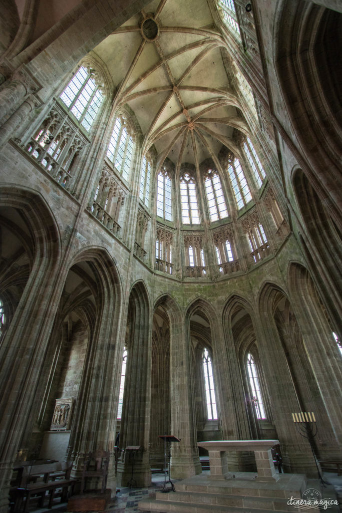 Découvrez les légendes et les plus beaux points de vue sur le Mont Saint Michel.