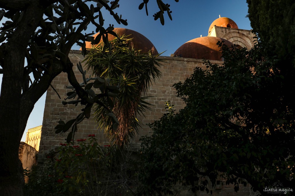 Garten der byzantinisch-arabischen Kirche San Giovanni degli Eremiti.