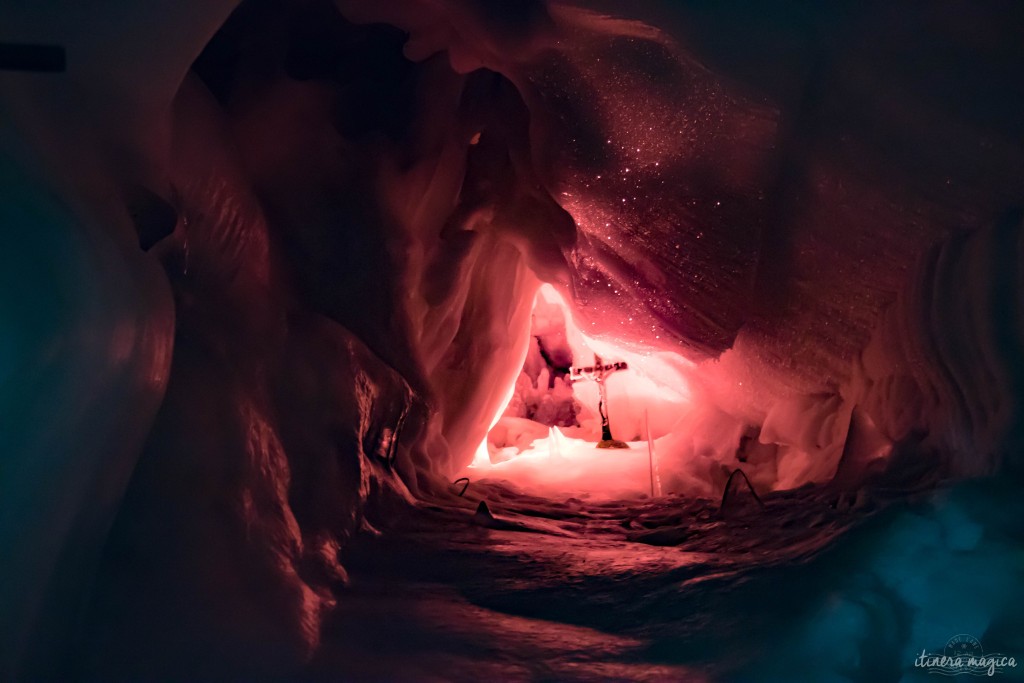 Chapelle ardente sous la terre, en mémoire des alpinistes fauchés en haute montagne. La semaine dernière encore, une avalanche a fait huit morts dans la vallée de la Ziller.