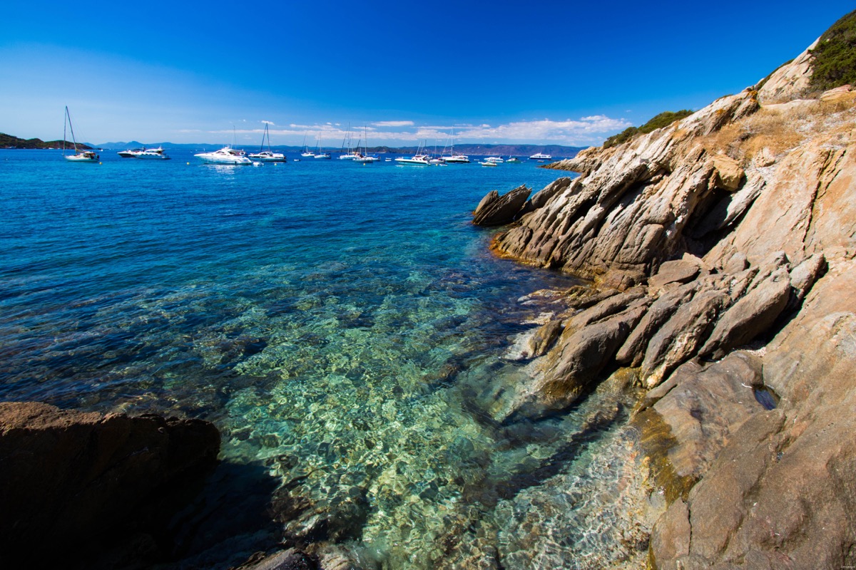 Better than a nudist beach in France : a nudist island on the French Riviera ! Welcome to Le Levant, a naturist paradise in Provence.