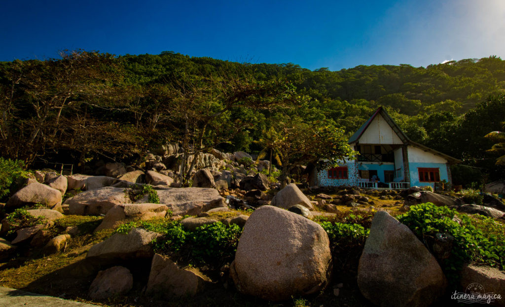 Vous rêvez d'un voyage aux Seychelles ? Je vous livre les clefs du paradis. Itinéraires, excursions, hôtels, astuces, bons plans sur Itinera Magica.