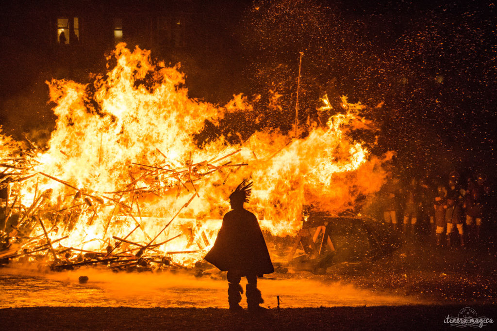Going to Up Helly Aa : an amazing viking experience in Shetland 