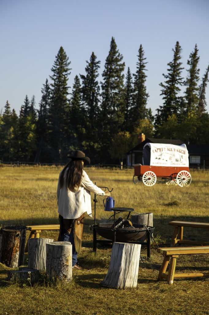 culture western et cow boy country : aventures à cheval en alberta 