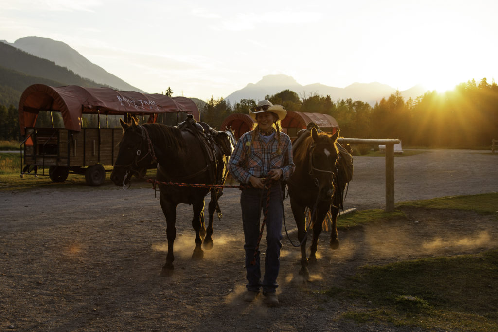 culture western et cow boy country : aventures à cheval en alberta 