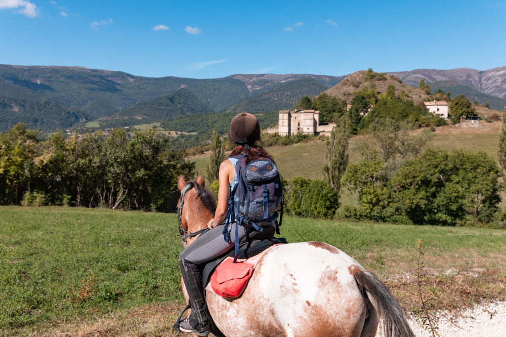 Les Alpes de Haute Provence à cheval : 3 jours de randonnée équestre dans la région de Digne-les-Bains, au coeur des Alpes du Sud