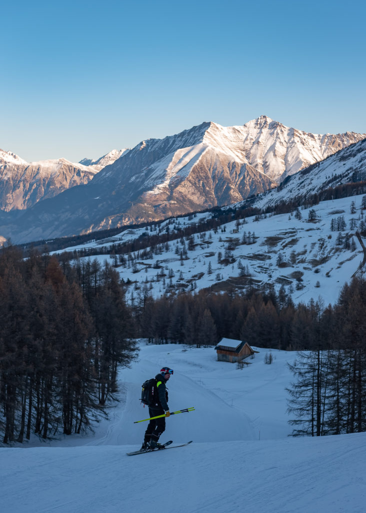 skier au sauze : l'ubaye en hiver