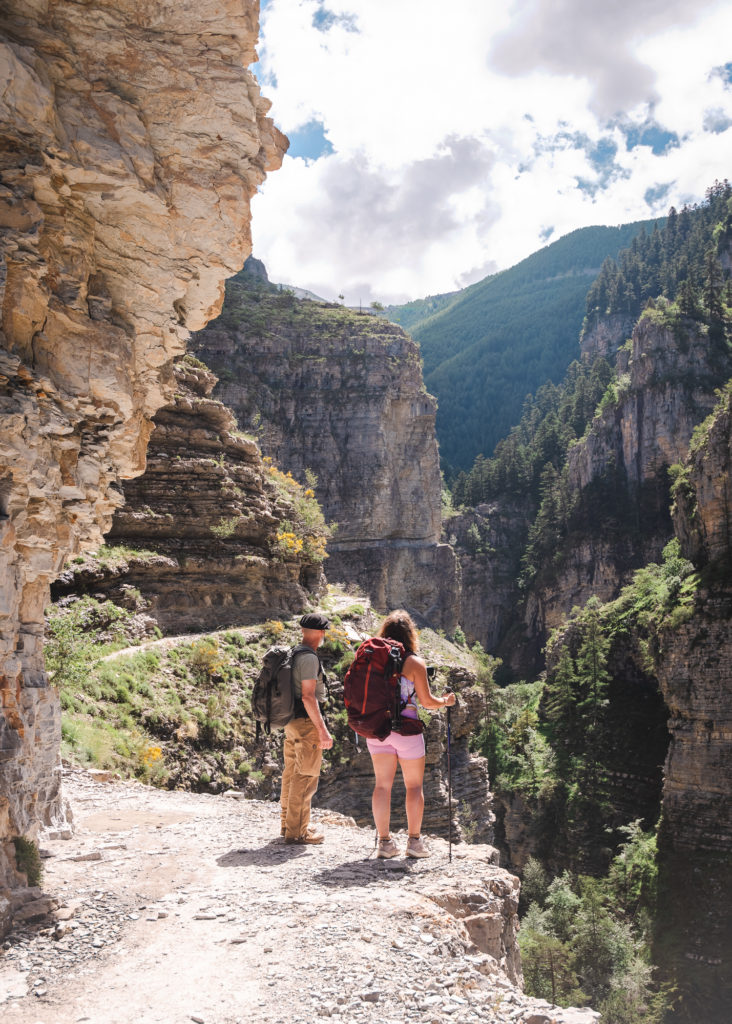 Pépites secrètes du Haut Verdon : sublime randonnée vers les lacs de Lignin, les vasques de la Lance, les gorges de Saint Pierre. 