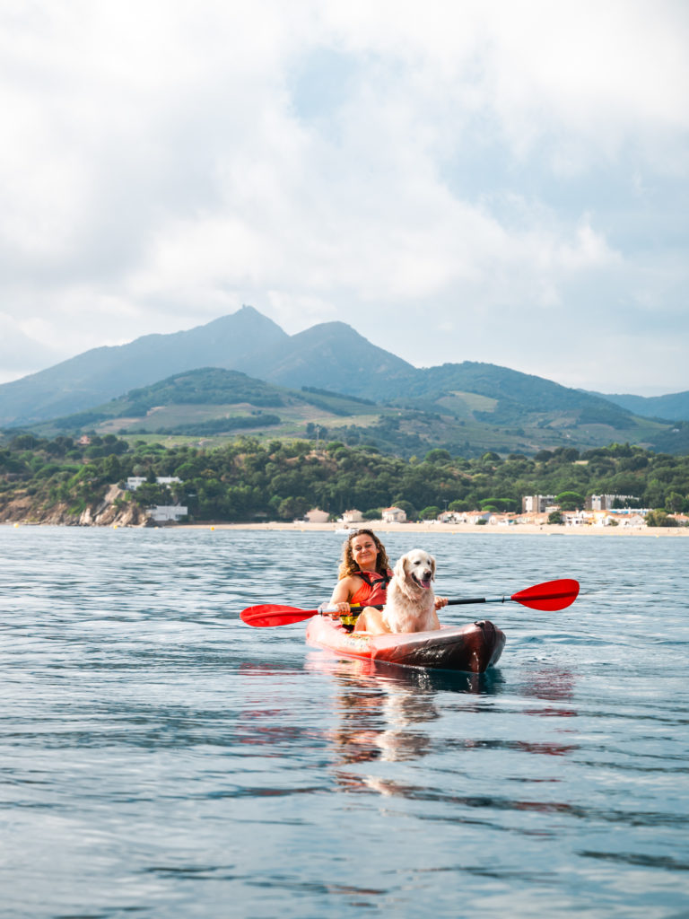 voyager à argelès avec son chien : kayak avec mon chien