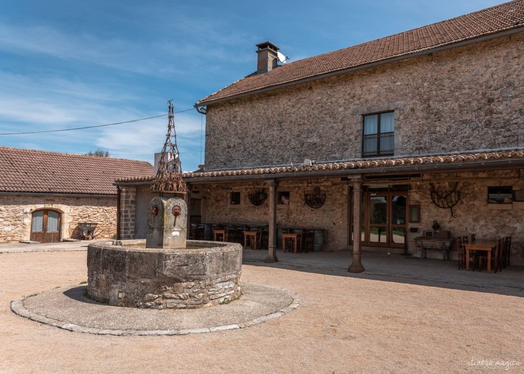 Tourisme équestre sud de l'Aveyron randonnée à cheval Aveyron