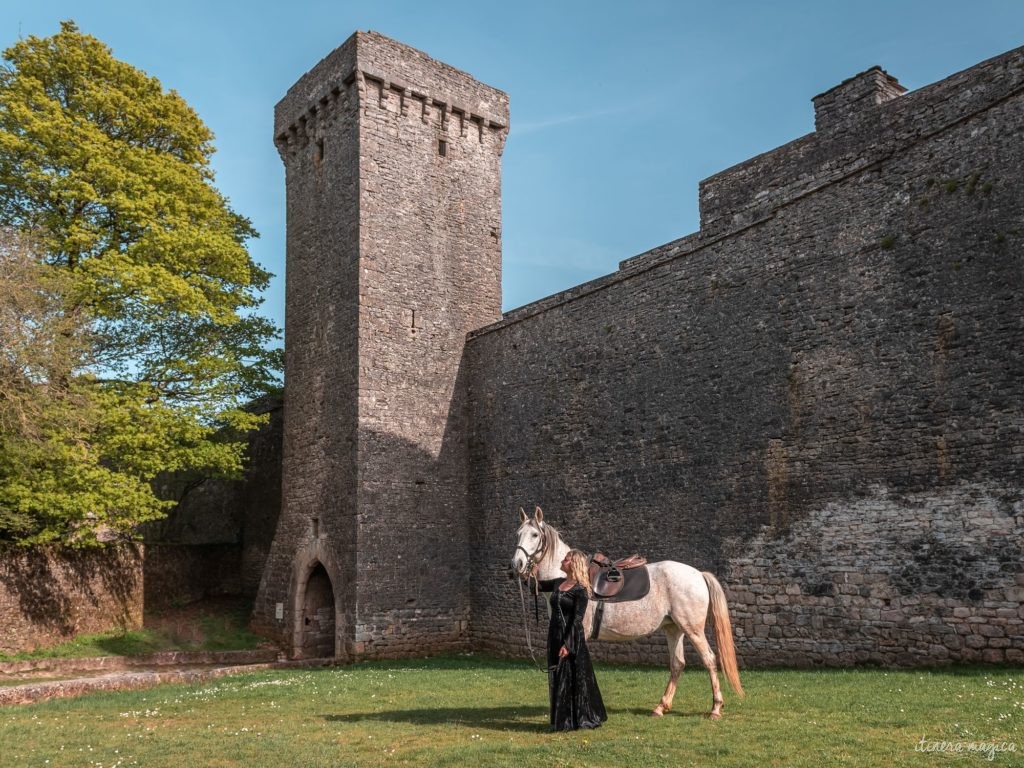 Tourisme équestre sud de l'Aveyron randonnée à cheval Aveyron