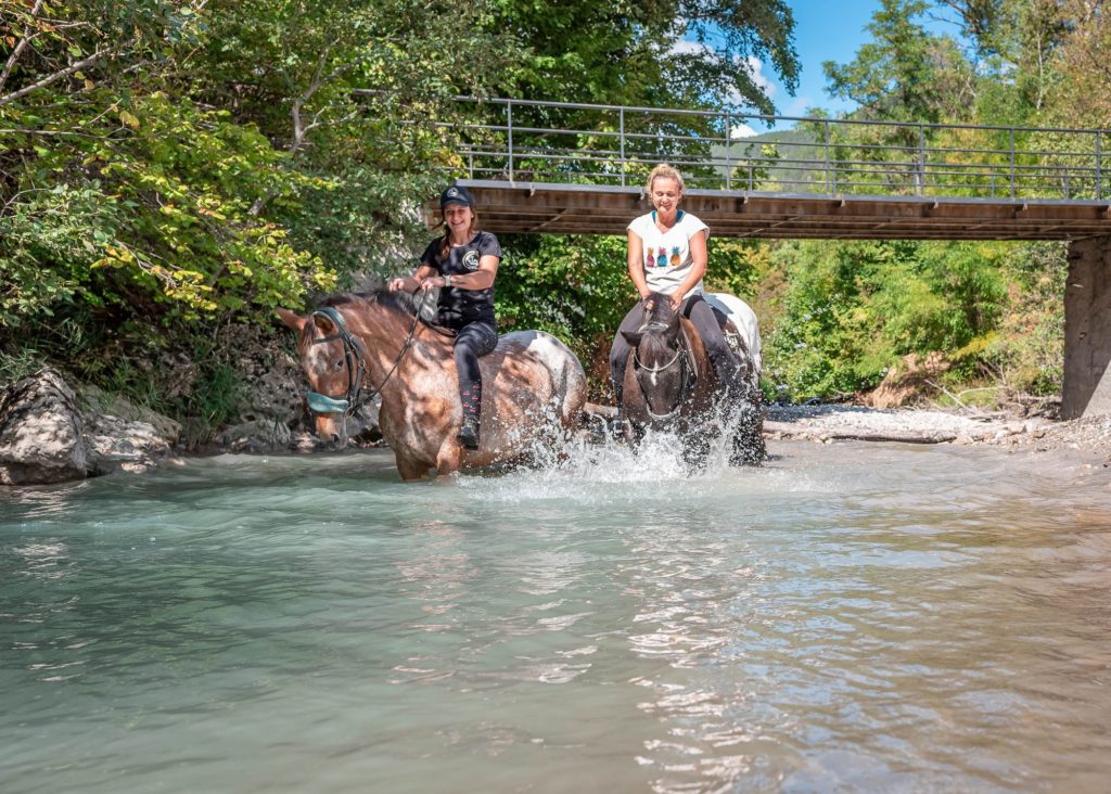 Les Alpes de Haute Provence à cheval : 3 jours de randonnée équestre dans la région de Digne-les-Bains, au coeur des Alpes du Sud