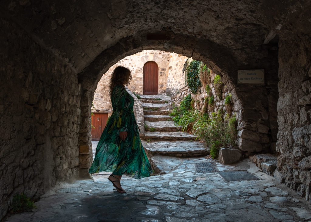 drôme: les plus beaux villages des baronnies provençales