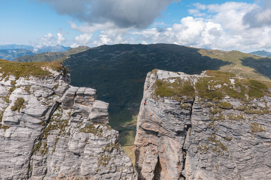 Que faire dans le Beaufortain ? Randonnée au lac de Roselend et via ferrata du roc du vent