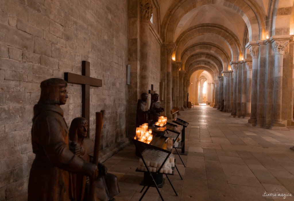 Découvrez la Bourgogne en automne : la roche de Solutré, Fontenay, Vézelay, Bussy-Rabutin, Châteauneuf en Auxois. Bonnes adresses en Bourgogne