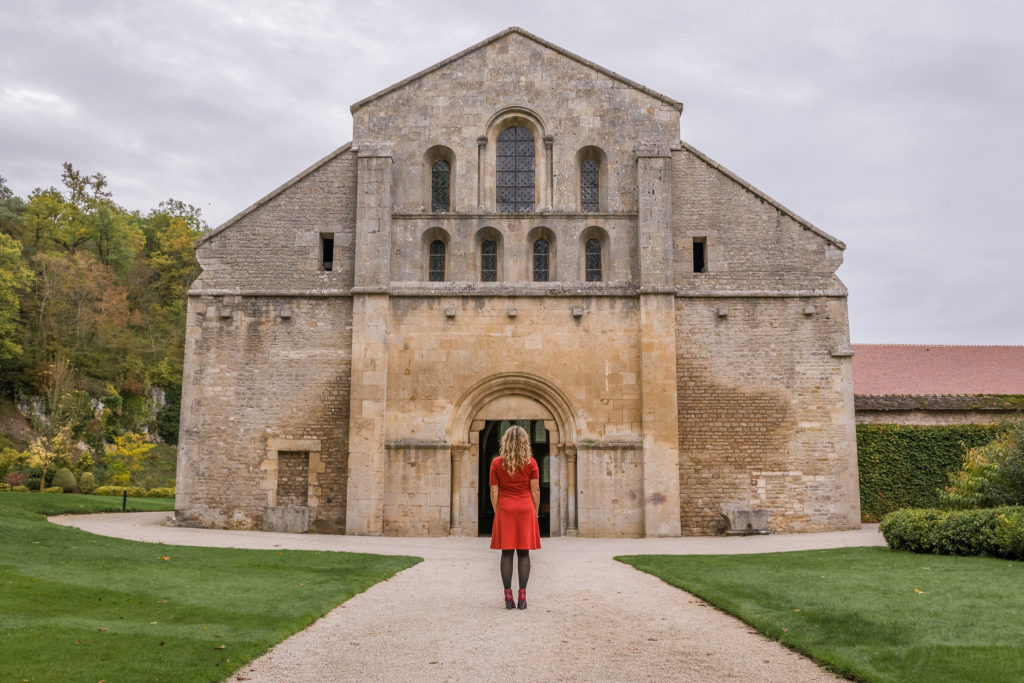 Découvrez la Bourgogne en automne : la roche de Solutré, Fontenay, Vézelay, Bussy-Rabutin, Châteauneuf en Auxois. Bonnes adresses en Bourgogne