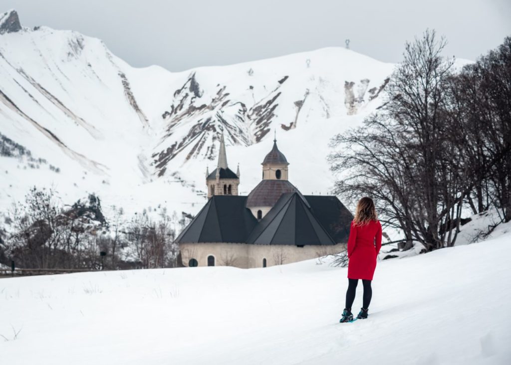 Visit a beautiful and authentic Savoyard village in the heart of the French Alps. Discover what to do in Saint Martin de Belleville for the perfect mountain stay in France.