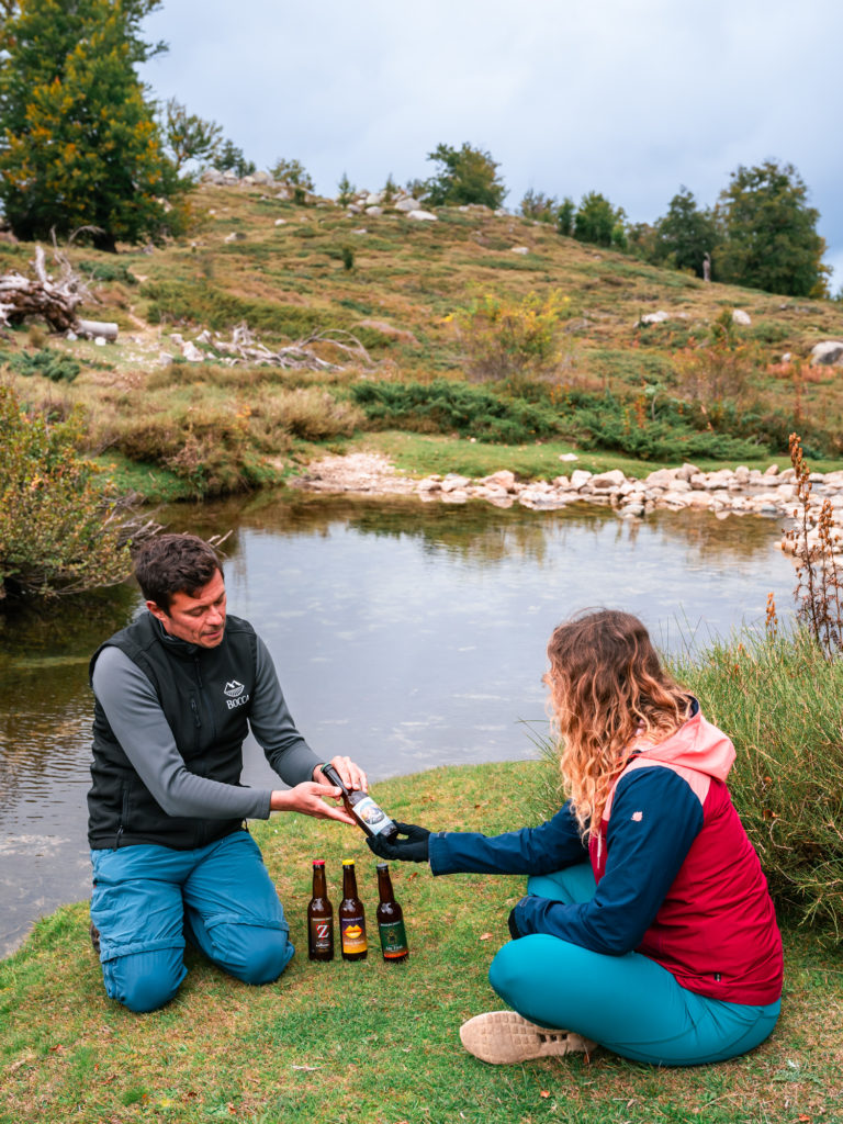 Voyager à Ajaccio à l'automne, entre mer et montagne, à la rencontre des artisans et producteurs : immersion dans le terroir corse et bonnes adresses!