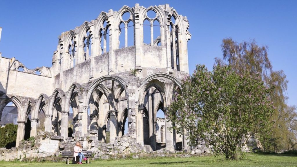 Découvrir Noyon, une belle surprise à une heure de Paris