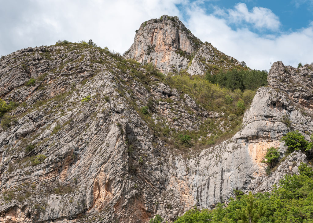 Visiter Digne les Bains dans les Alpes de Haute Provence : refuge d'art et vélodrome du vieil Esclangon