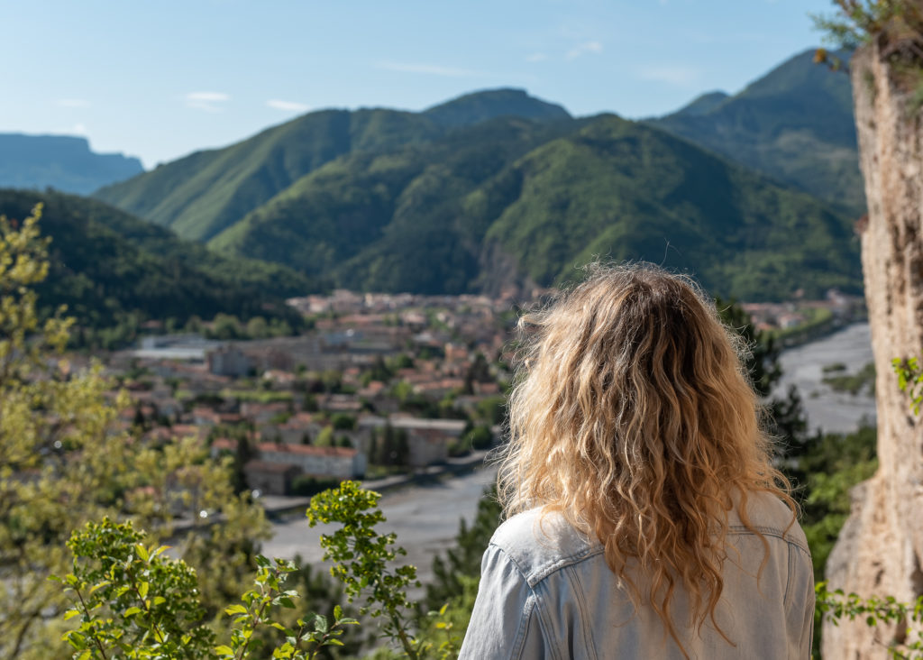 Visiter Digne les Bains, capitale des Alpes de Haute Provence. Blog sur Digne et environs : le vélodrome d'Esclangon, les clues de Barles, le géoparc de Haute Provence, les étoiles de Saint Vincent...