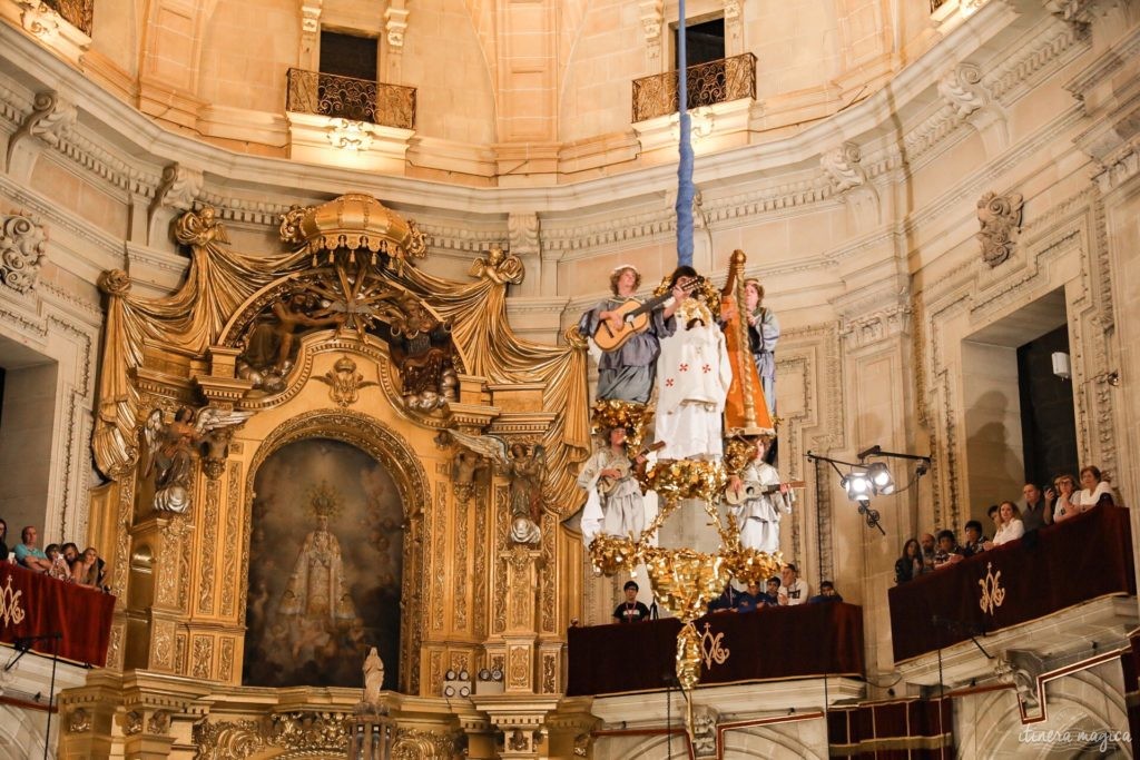 Visiter Elche en Espagne : la plus grande palmeraie d'Europe, la gastronomie du sud de l'Espagne, le mystère d'Elche, les plages d'Elche...