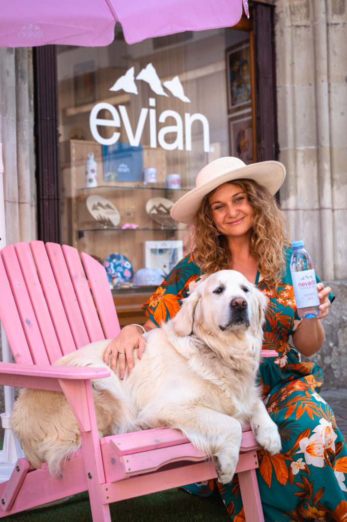Evian et le lac Léman avec mon chien : bonnes adresses dog friendly, activités nautiques, visites et coups de coeur.
