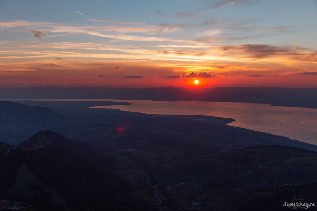 Visiter Evian-les-Bains et Thollon-les-Mémises, des rives du lac Léman à la Dent d'Oche. Randonnées et bonnes adresses