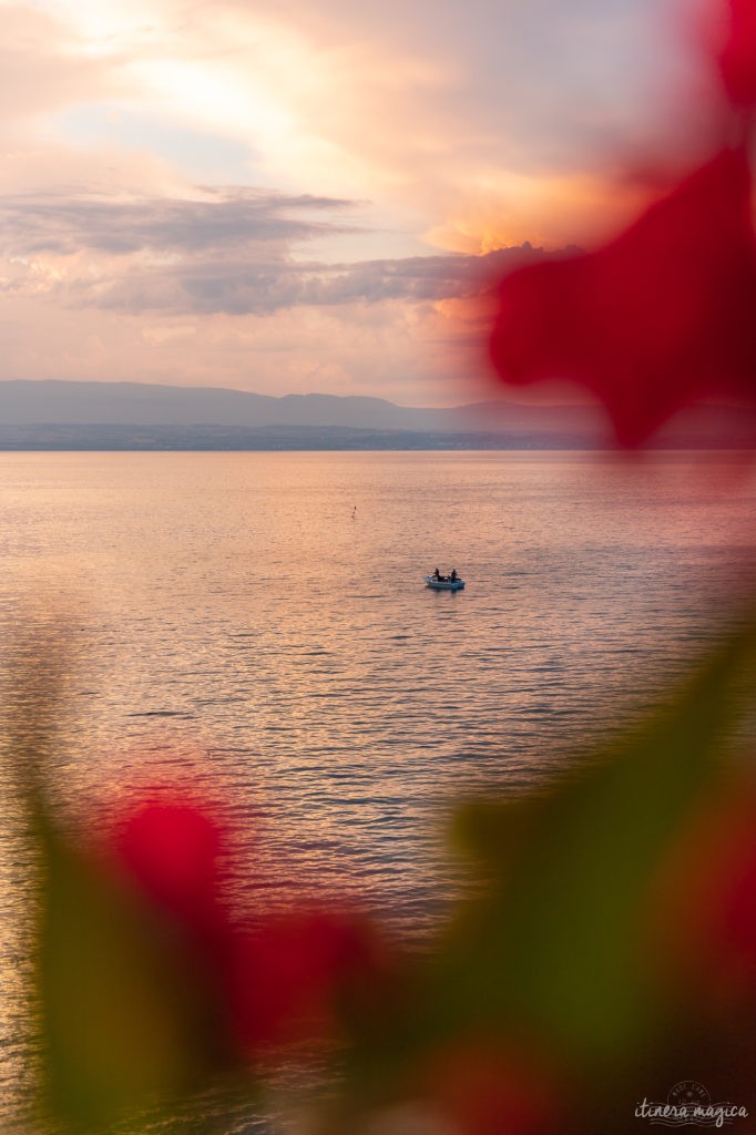 Visiter Evian-les-Bains et Thollon-les-Mémises, des rives du lac Léman à la Dent d'Oche. Randonnées et bonnes adresses