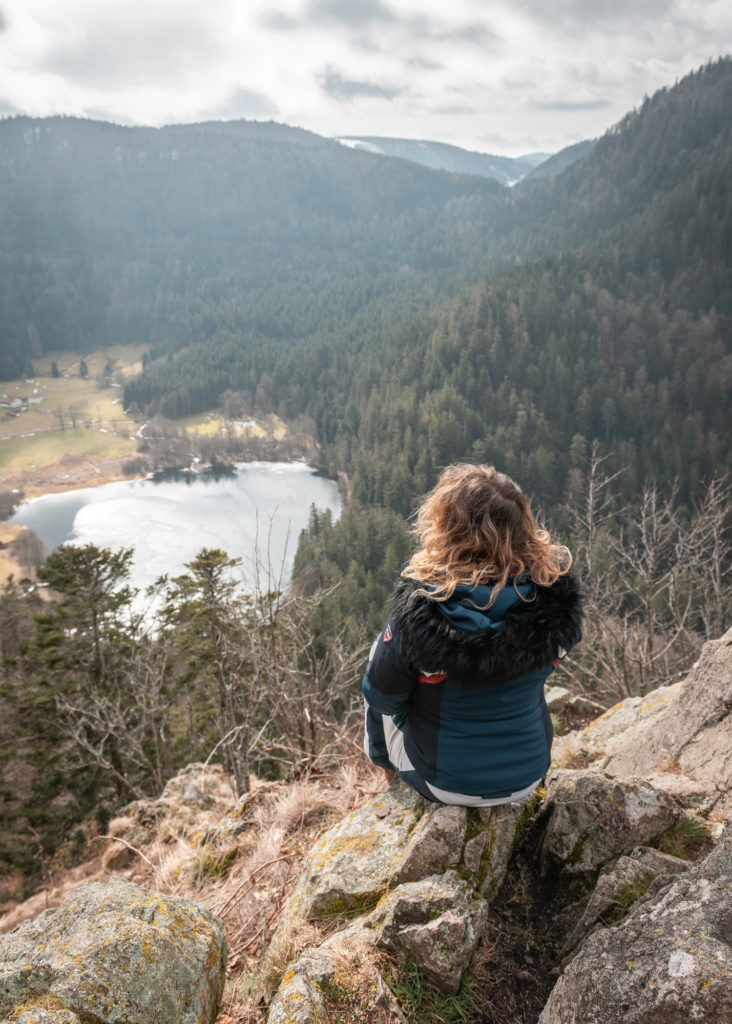 Réussir son séjour d'hiver à Gérardmer, avec ou sans ski. Que faire à Gérardmer en hiver sans neige ? Activités et bonnes adresses.