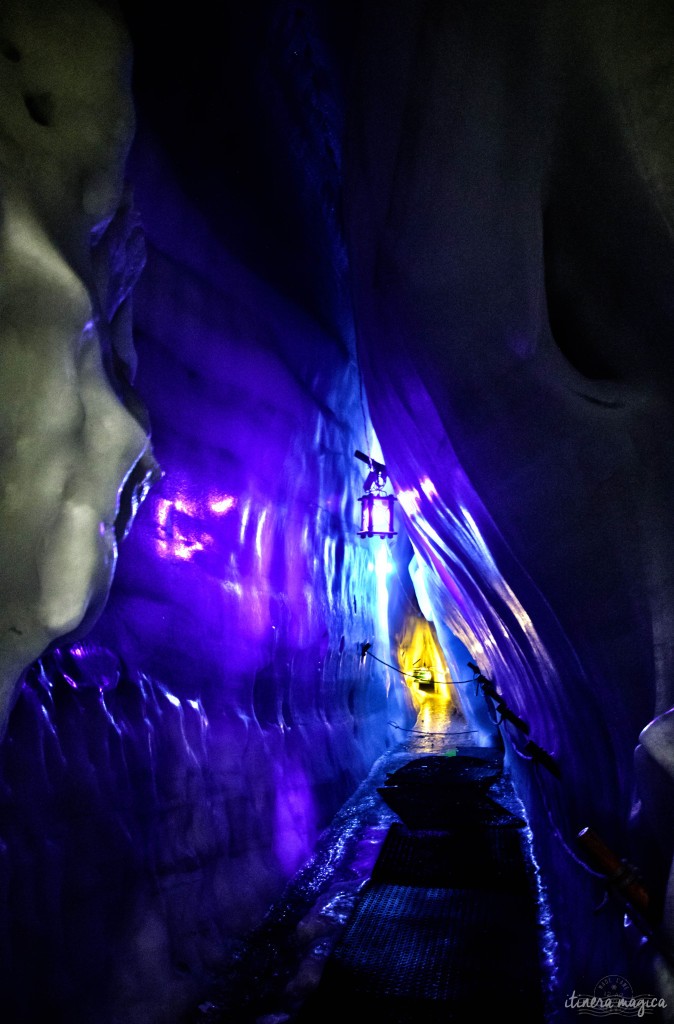 Dans les Alpes du Tyrol, en Autriche, se cache un secret: Hintertux, son glacier skiable toute l'année, sa grotte de glace fabuleuse et son lac souterrain. I Itinera Magica