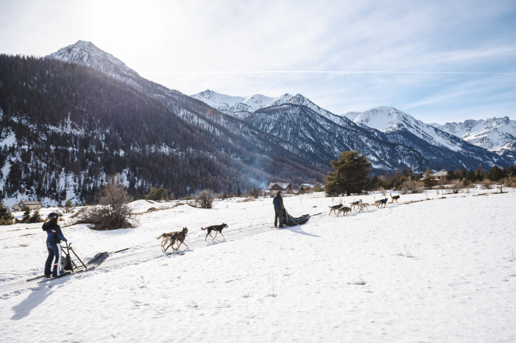 Que faire dans la vallée de la Clarée en hiver ? Randonnées, refuges, activités hivernales, chien de traîneau