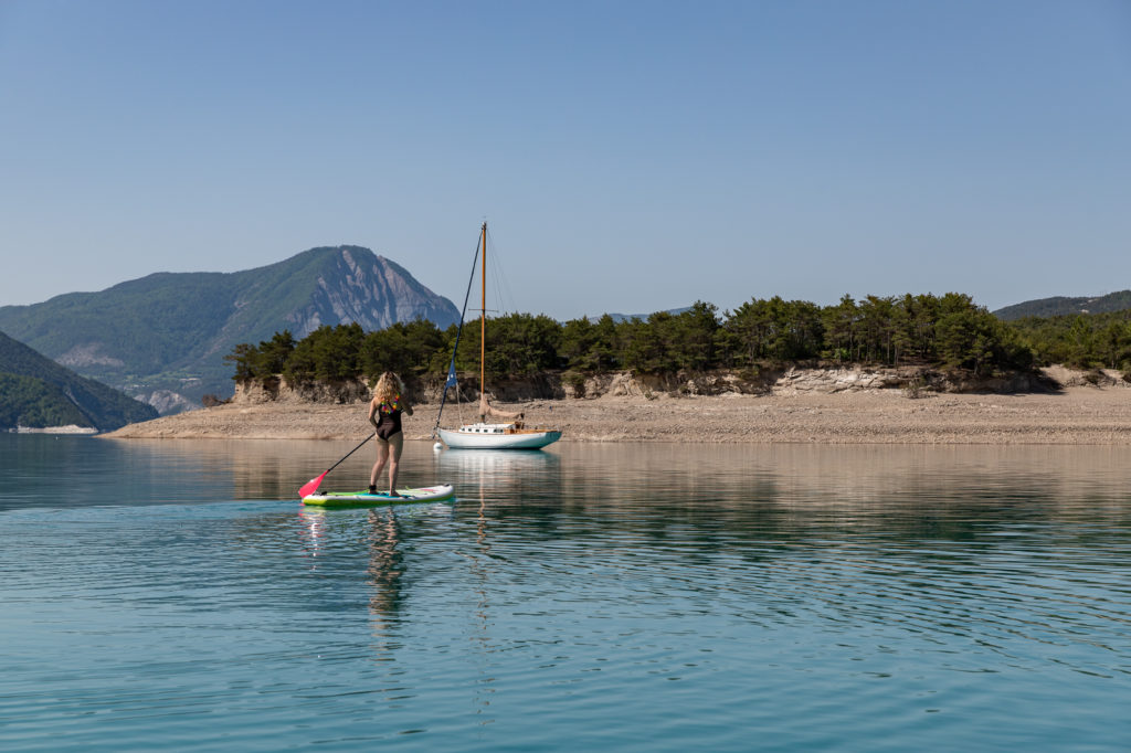 que faire autour du lac de serre poncon