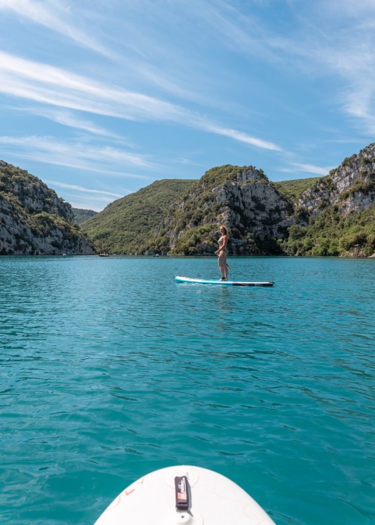 vacances dans le verdon en provence lac d'esparron