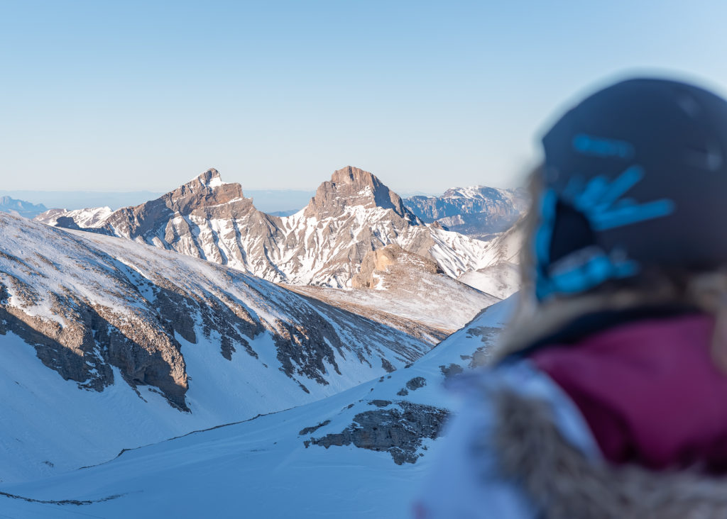 Skier dans Le Dévoluy au soleil des Hautes Alpes. Où skier dans les hautes alpes