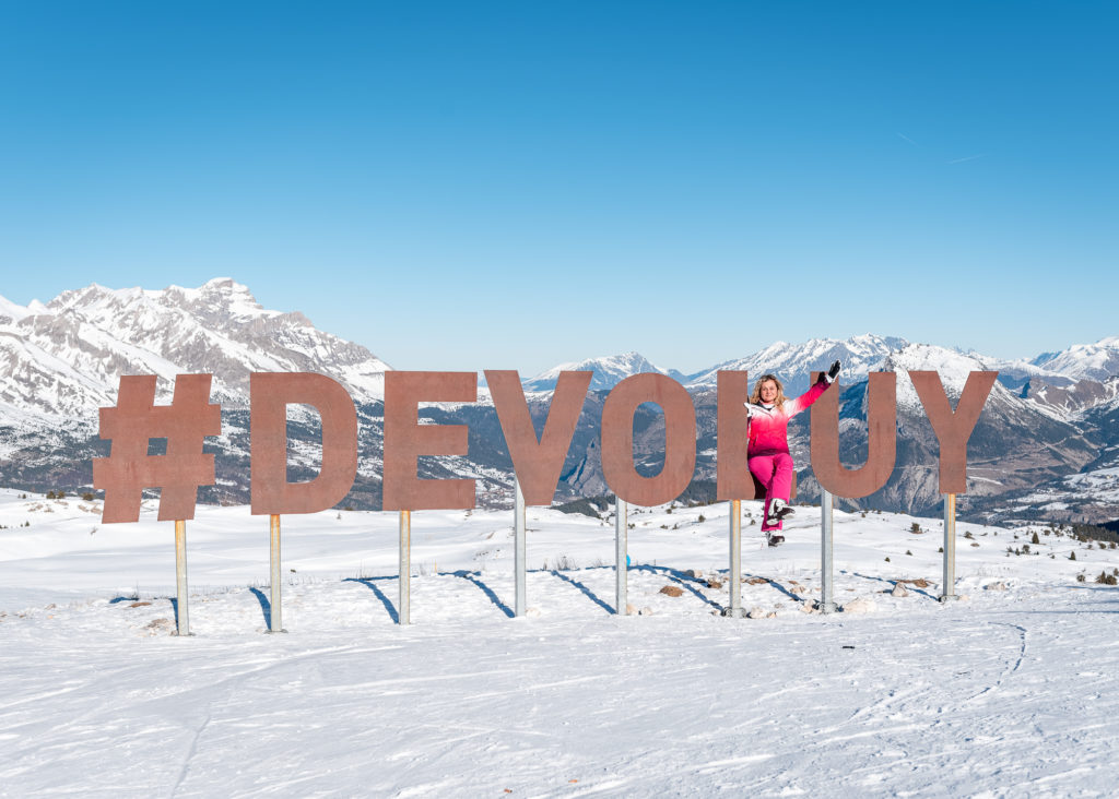 Skier dans Le Dévoluy au soleil des Hautes Alpes. Où skier dans les hautes alpes