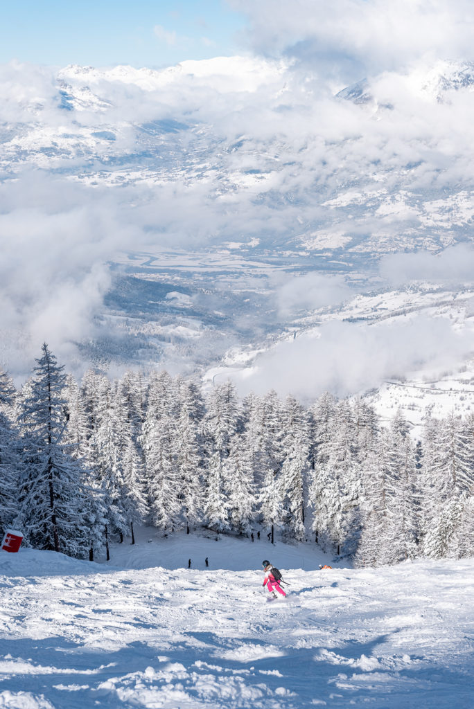 Sublime séjour d'hiver aux Orres, ski au-dessus du lac de Serre-Ponçon et bonnes adresses. Que faire, que voir aux Orres en hiver ?