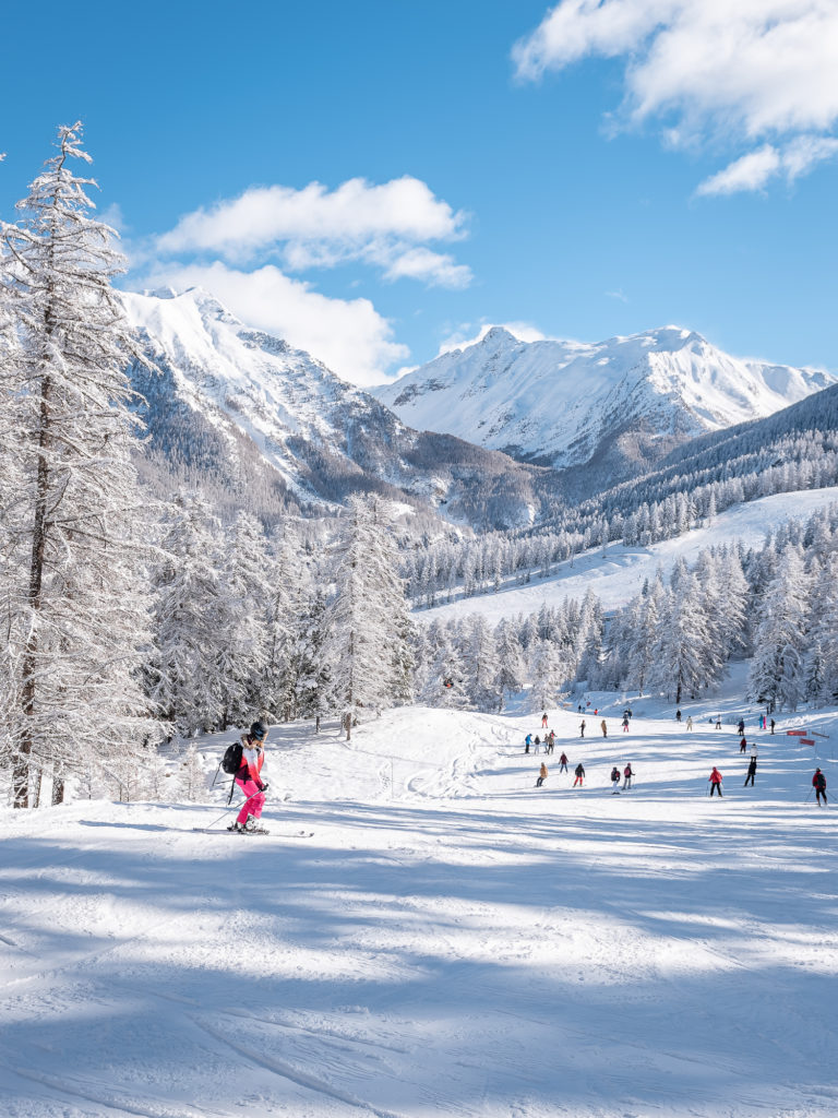 Sublime séjour d'hiver aux Orres, ski au-dessus du lac de Serre-Ponçon et bonnes adresses. Que faire, que voir aux Orres en hiver ?