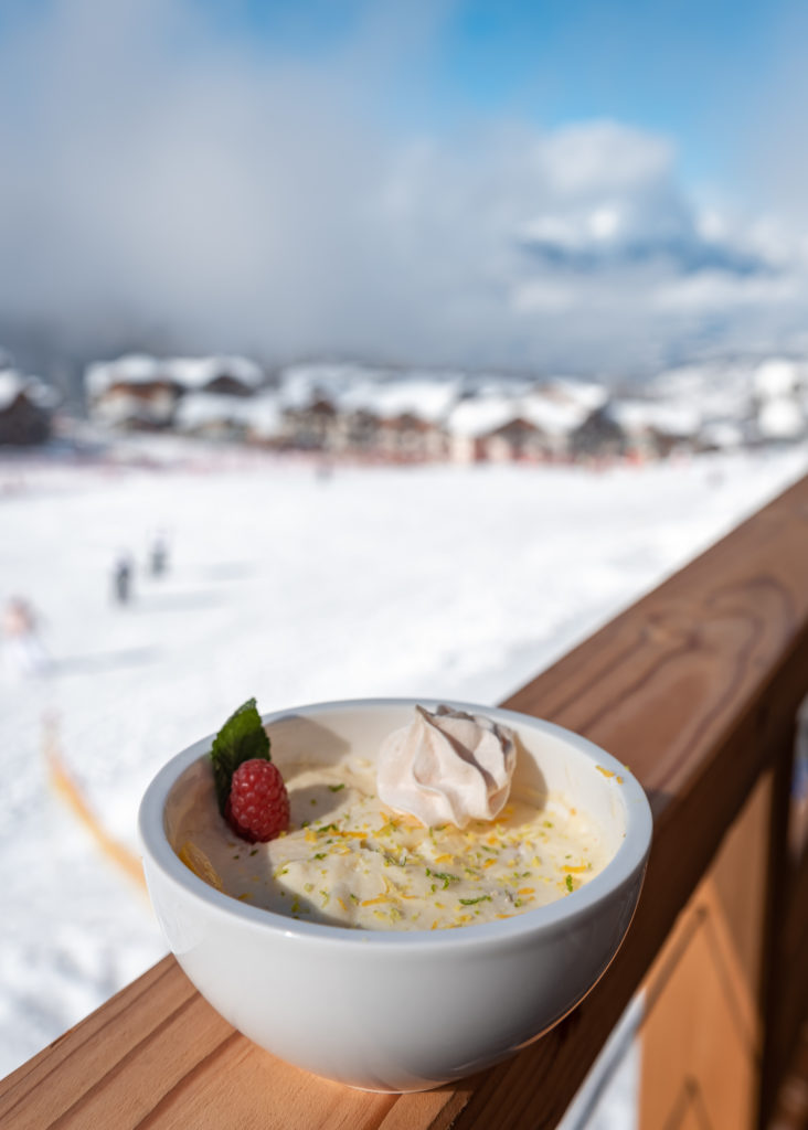 bonnes adresses aux orres pour des vacances au ski à la neige