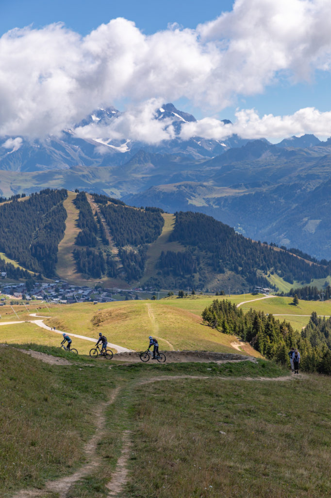 Que faire aux Saisies ? VTT de descente