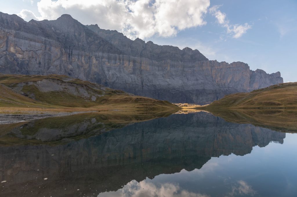 Un beau livre sur les Alpes à offrir : les Alpes, on les aime pour, par Ariane Fornia