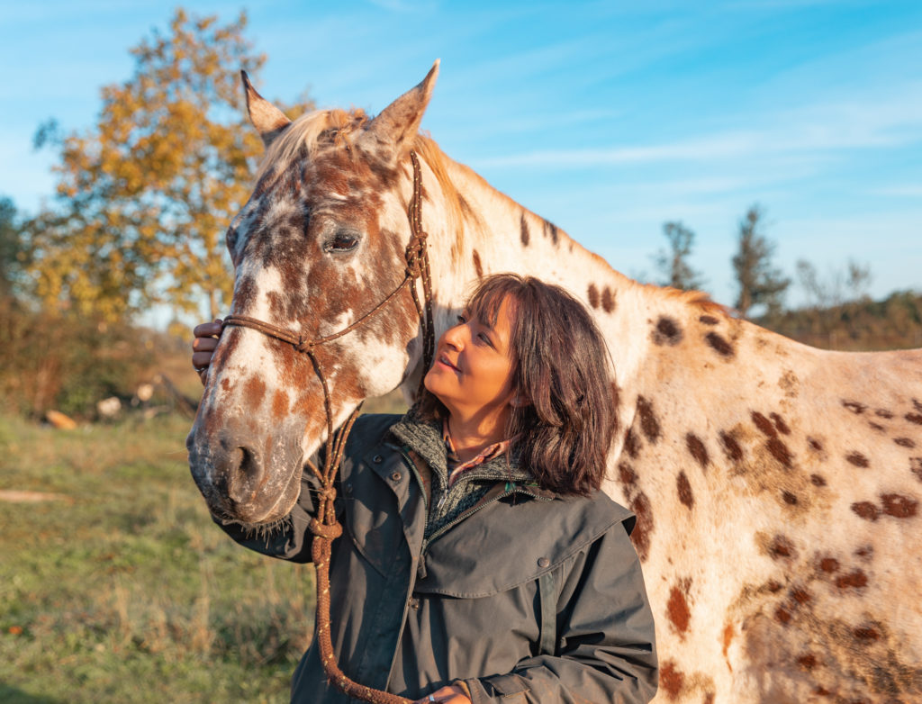 Les chemins de Saint Jacques dans le Lot, à cheval. Randonnée équestre dans le Lot. 