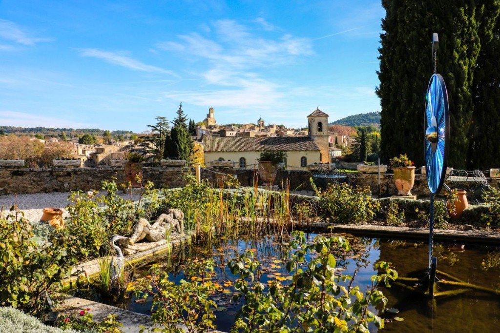 In den Gärten des Schlosses von Lourmarin.