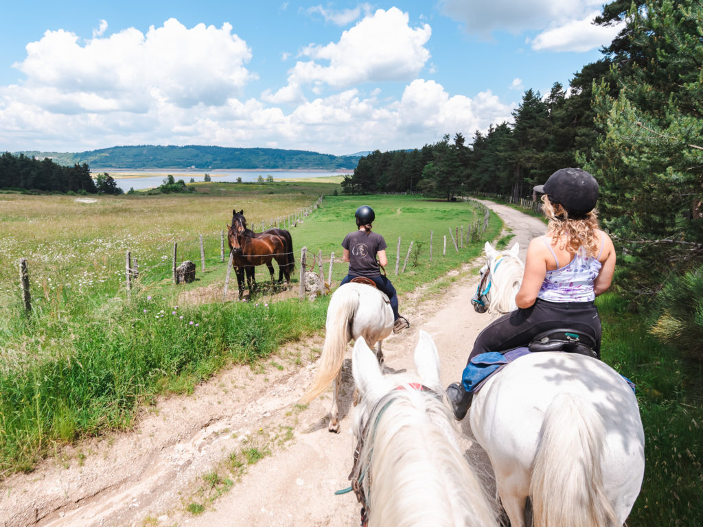 Que faire en Lozère ? Aventures outdoor, sports de pleine nature, activités de plein air : escalade, vtt, équitation, rando en Lozère