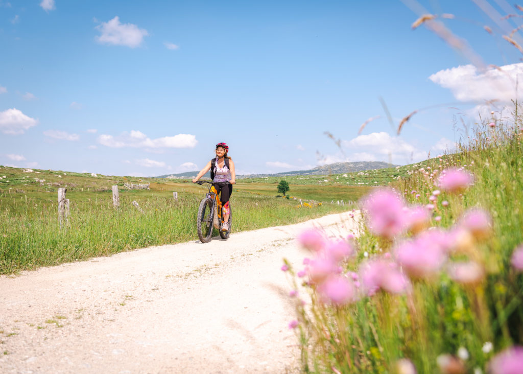 Que faire en Lozère ? Aventures outdoor, sports de pleine nature, activités de plein air : escalade, vtt, équitation, rando en Lozère