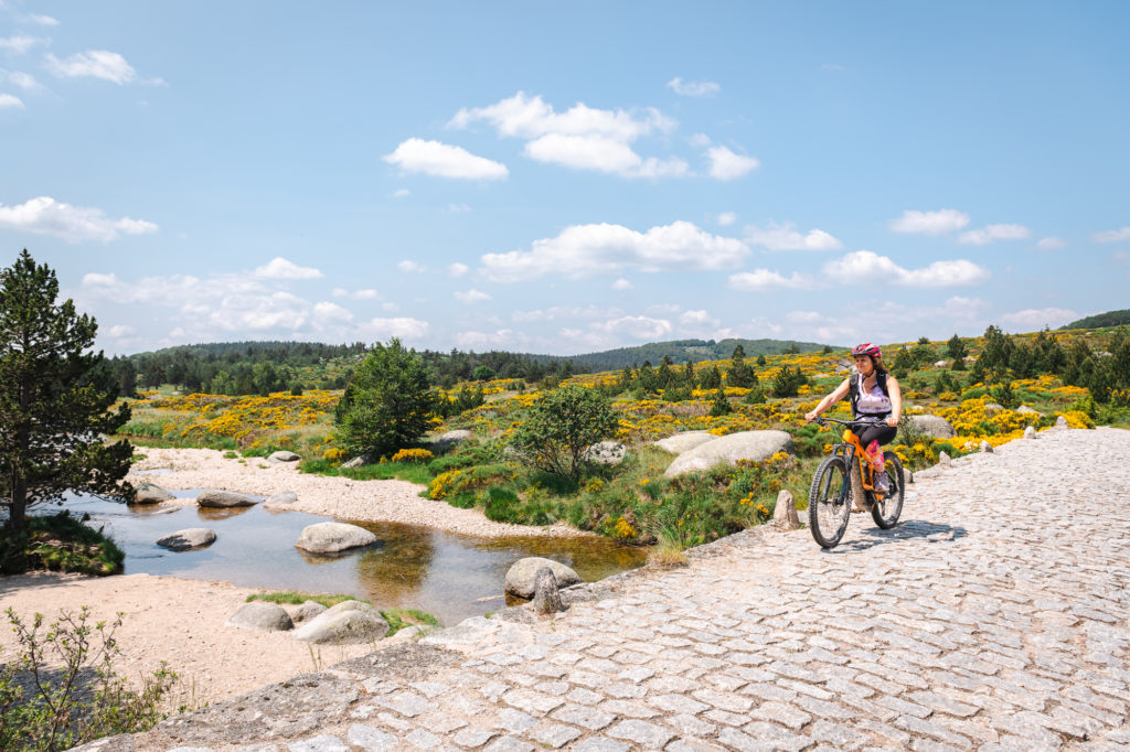 Que faire en Lozère ? Aventures outdoor, sports de pleine nature, activités de plein air : escalade, vtt, équitation, rando en Lozère