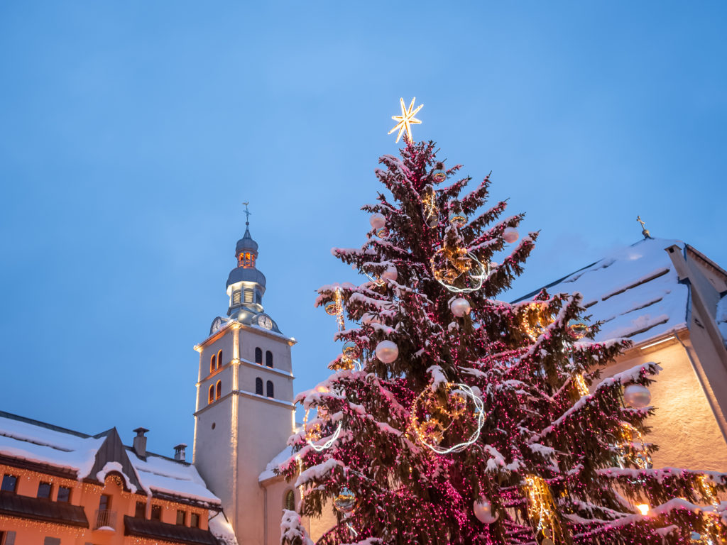 Que voir à Megève ? Blog sur un séjour d'hiver à Megève, avec bonnes adresses, ski de rando, survol du Mont Blanc, calèches, igloo...