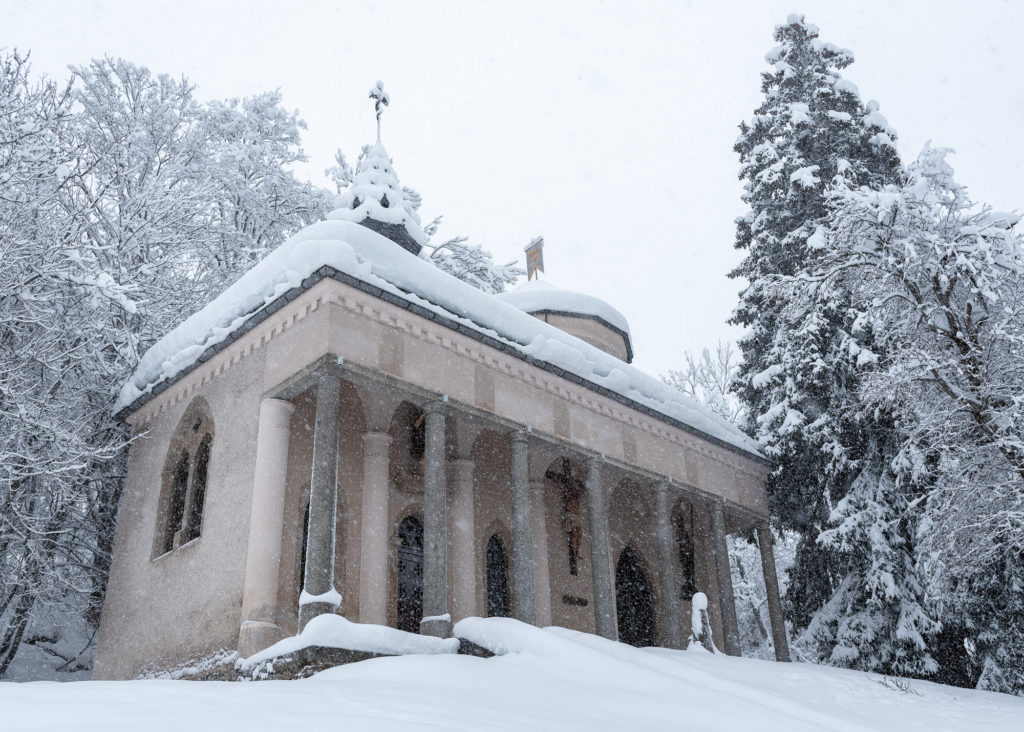 Que voir à Megève ? Blog sur un séjour d'hiver à Megève, avec bonnes adresses, ski de rando, survol du Mont Blanc, calèches, igloo...