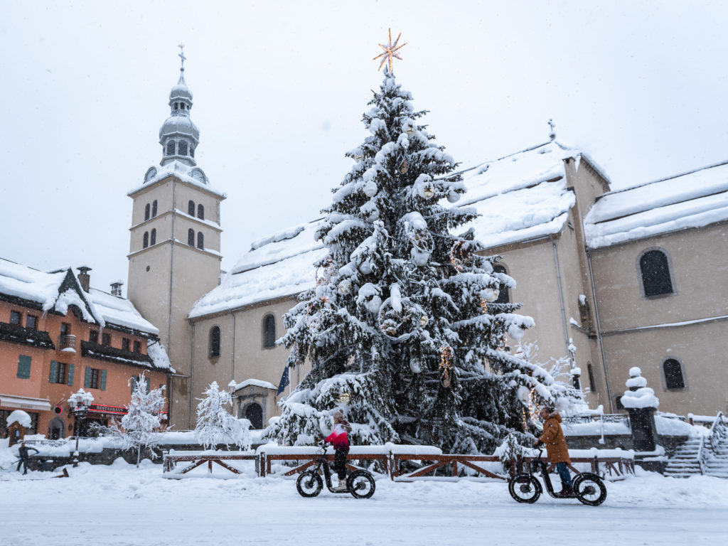 Que voir à Megève ? Blog sur un séjour d'hiver à Megève, avec bonnes adresses, ski de rando, survol du Mont Blanc, calèches, igloo...