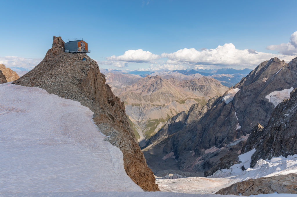 Ascension de la Meije orientale; alpinisme en Oisans : nuit au refuge de l'Aigle