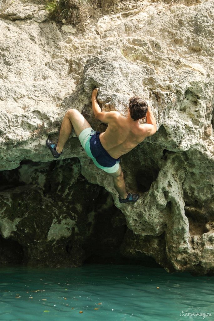 Visiter Moustiers-Sainte-Marie. Où dormir dans les gorges du Verdon ?